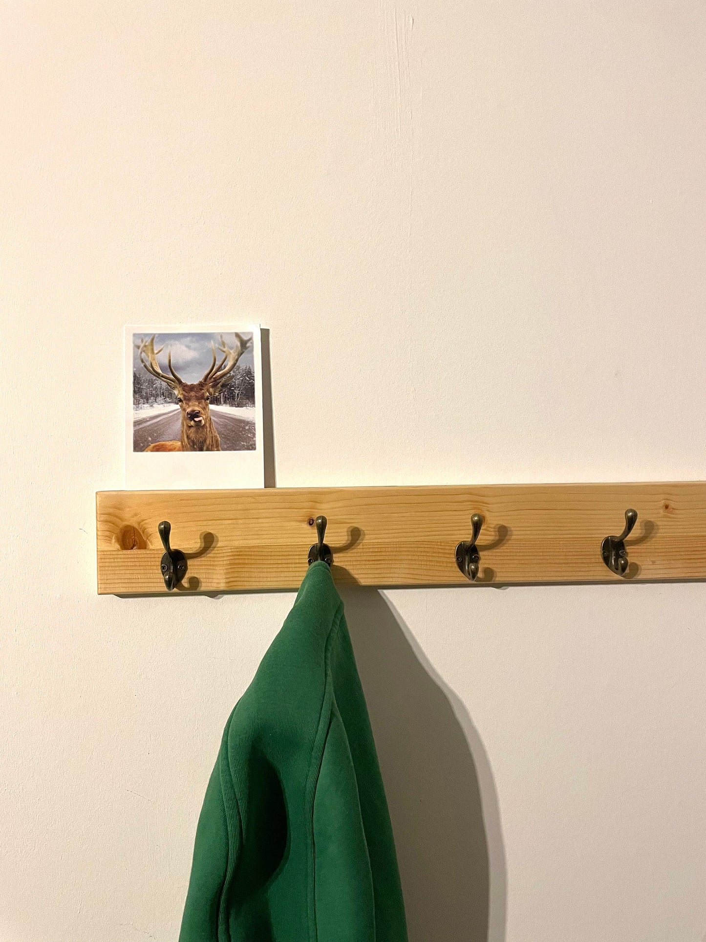 Wandgarderobe, Wandregal mit Haken, Garderobenleiste mit Bilderhalter Fotoleiste