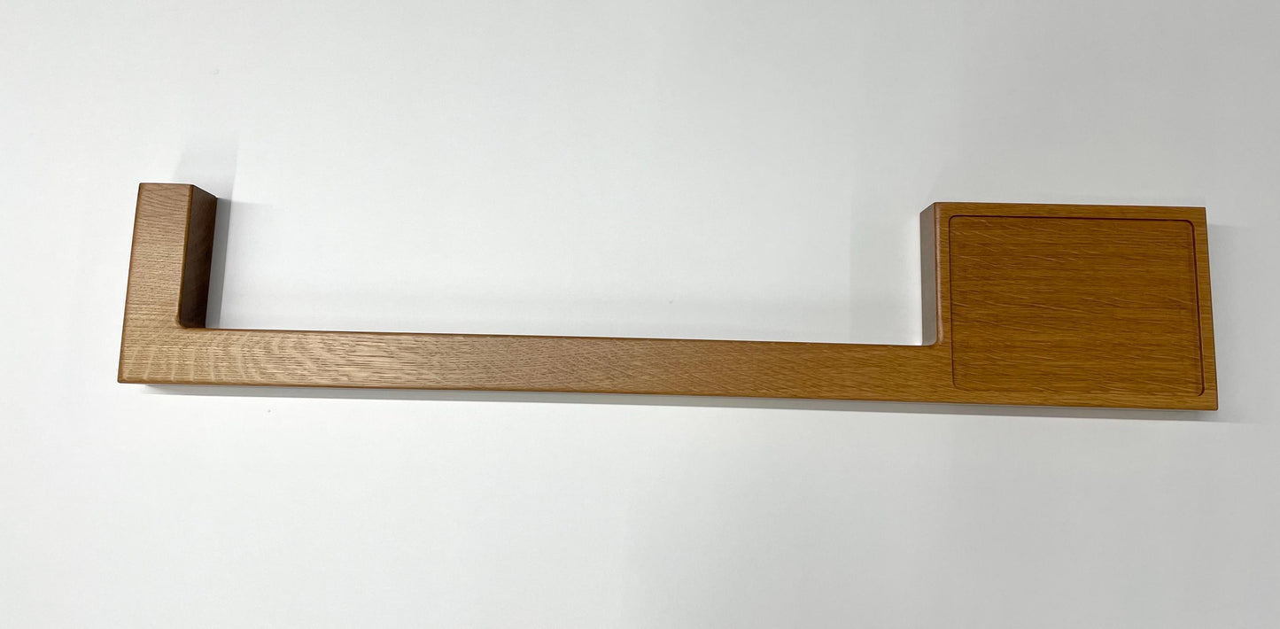 Eichenholz Handtuchhalter für Bad, Küche, WC / Ablage aus Holz lackiert / Tuchstange Holz / Massivholz Ablage BAD / Tuchhalter aus Nussholz
