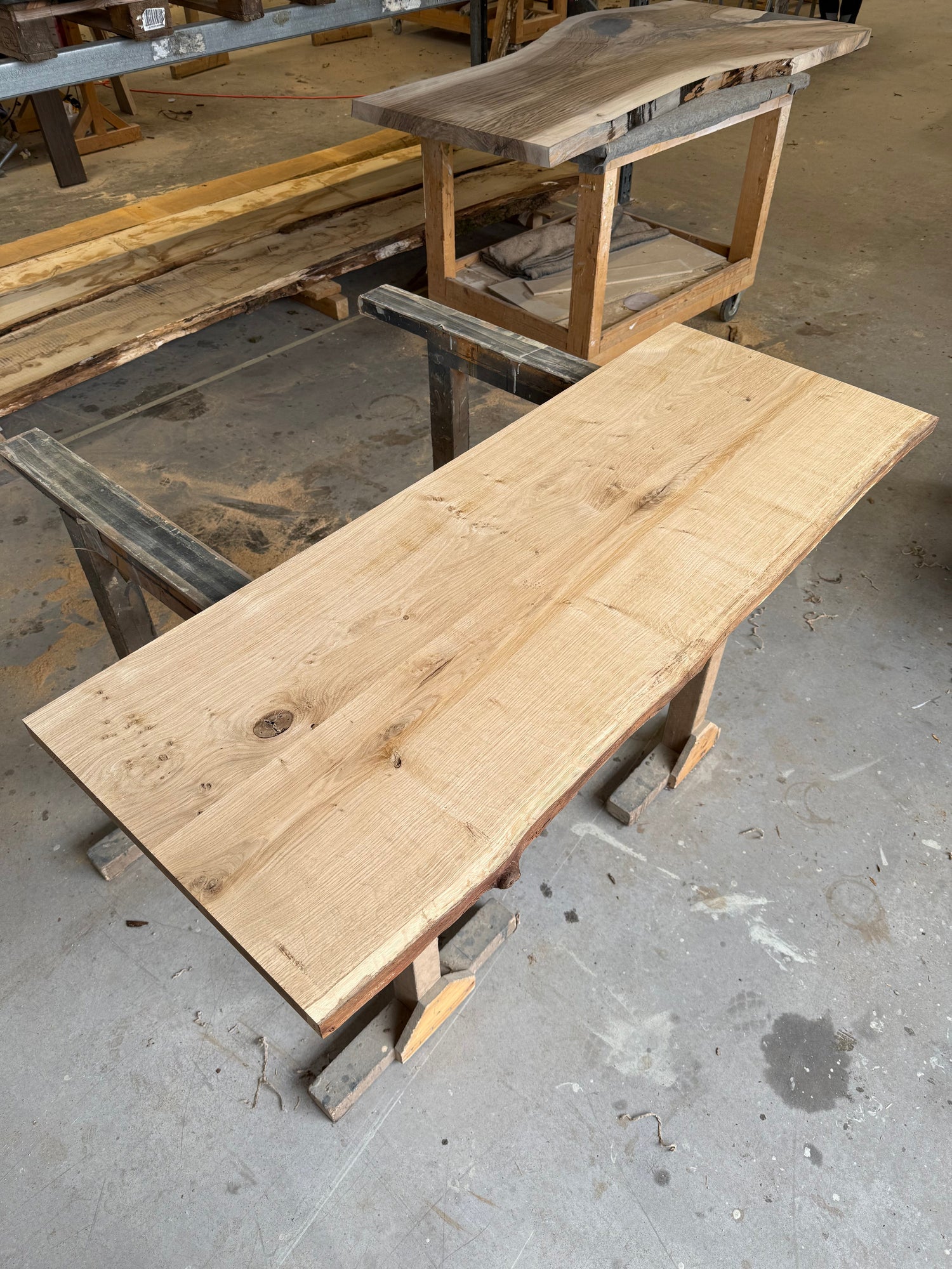 Massivholzplatten gehobelt oder geschliffen