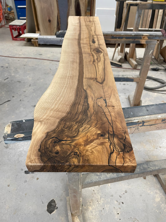 Waschtischplatte - Regalbrett aus Nussbaumholz - Massivholzregal