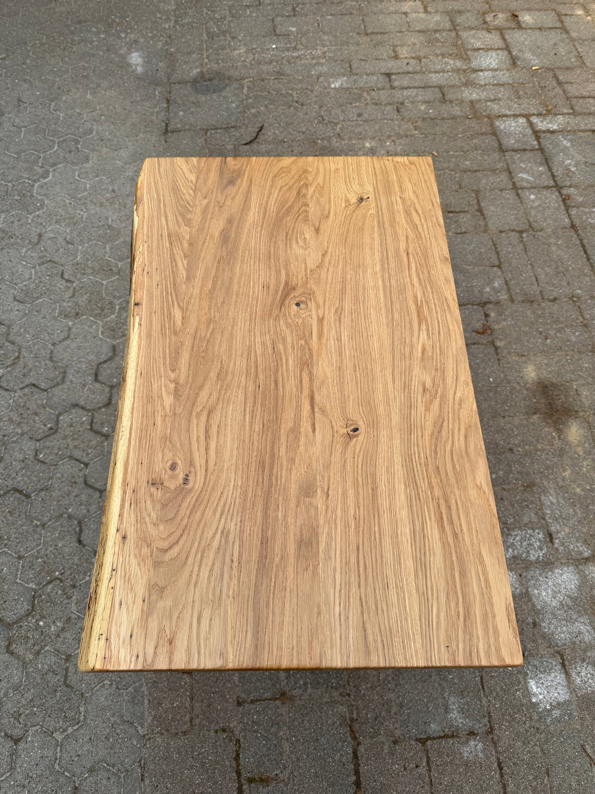 Premium schwebender Waschtisch aus Eiche | Natürliche Waldkante | Badezimmer Holzplatte | Lackierte Oberfläche | Massivholz Waschtisch